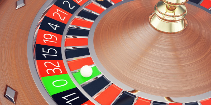 Regole del gioco della roulette del casinò, strategia e tabella